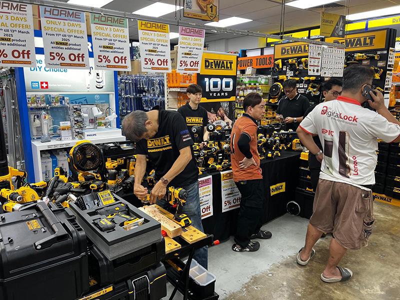 Showroom Dewalt Buôn Ma Thuột Tỉnh Đắk Lắk