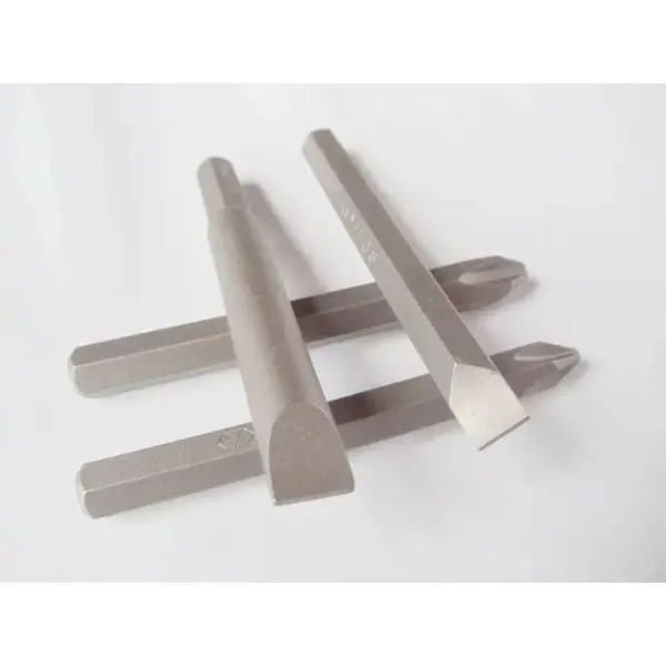 Đèn pin cầm tay Sata 90708A