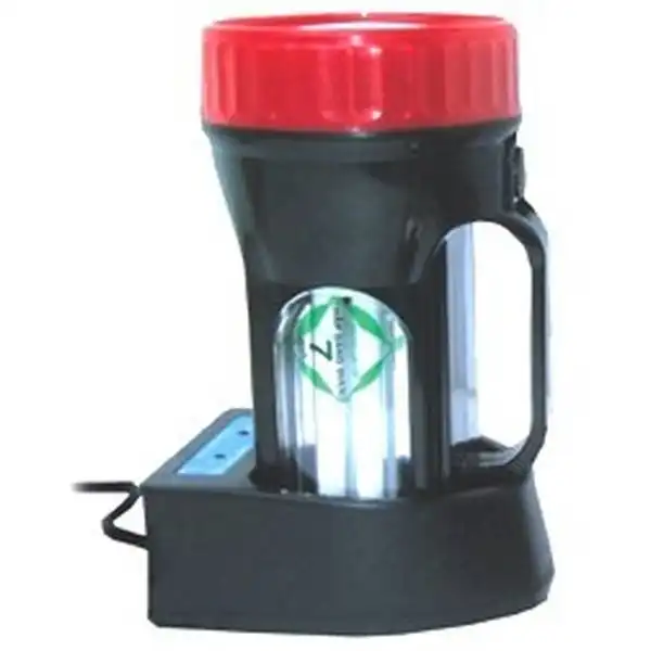 Đèn pin sạc Kentom KT-5700
